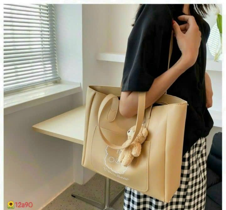 TÚI XÁCH SIZE TO KÈM GẤU